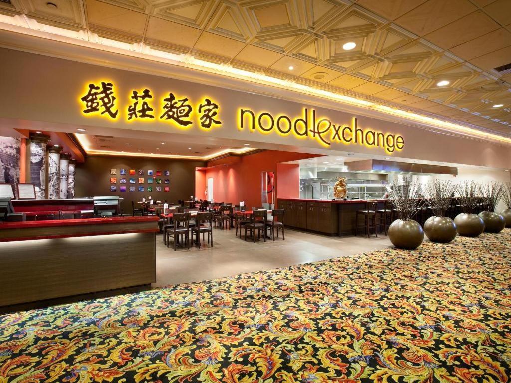 Gold Coast Hotel And Casino Лас-Вегас Экстерьер фото